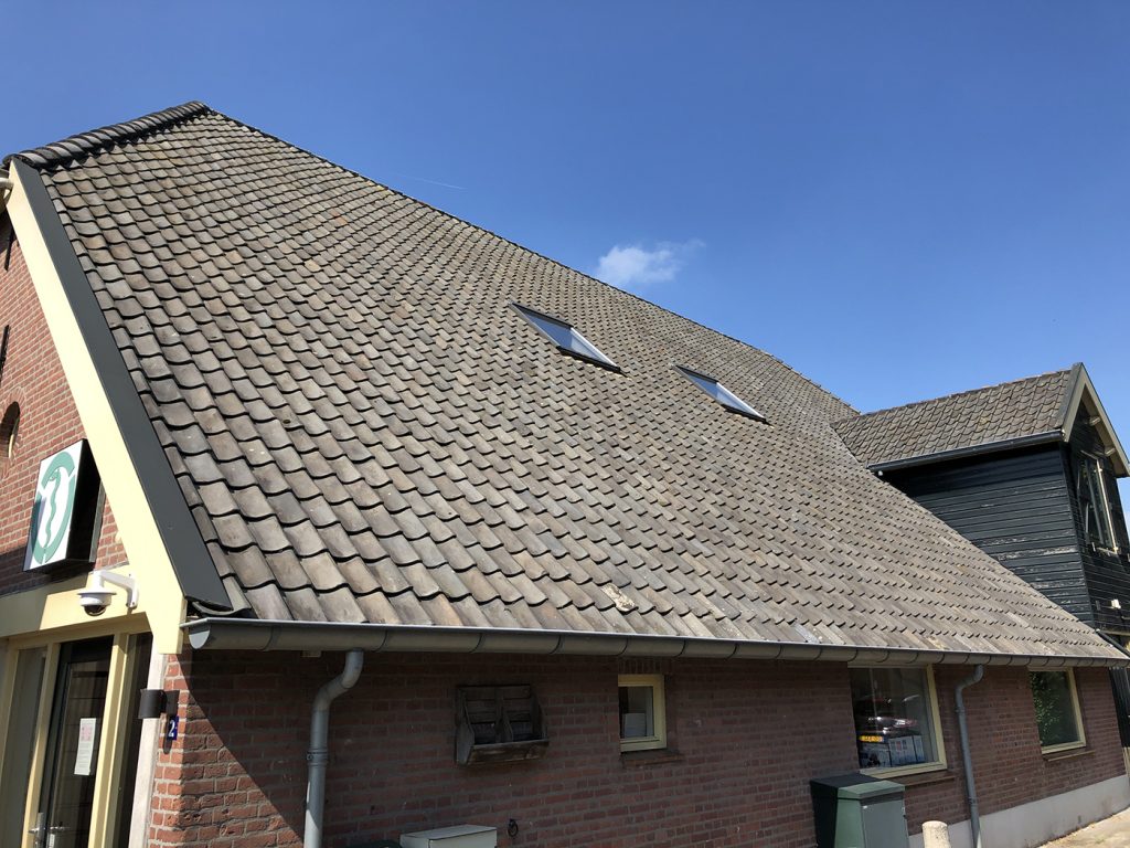 Dierenkliniek Tiel-Drumpt: het dak