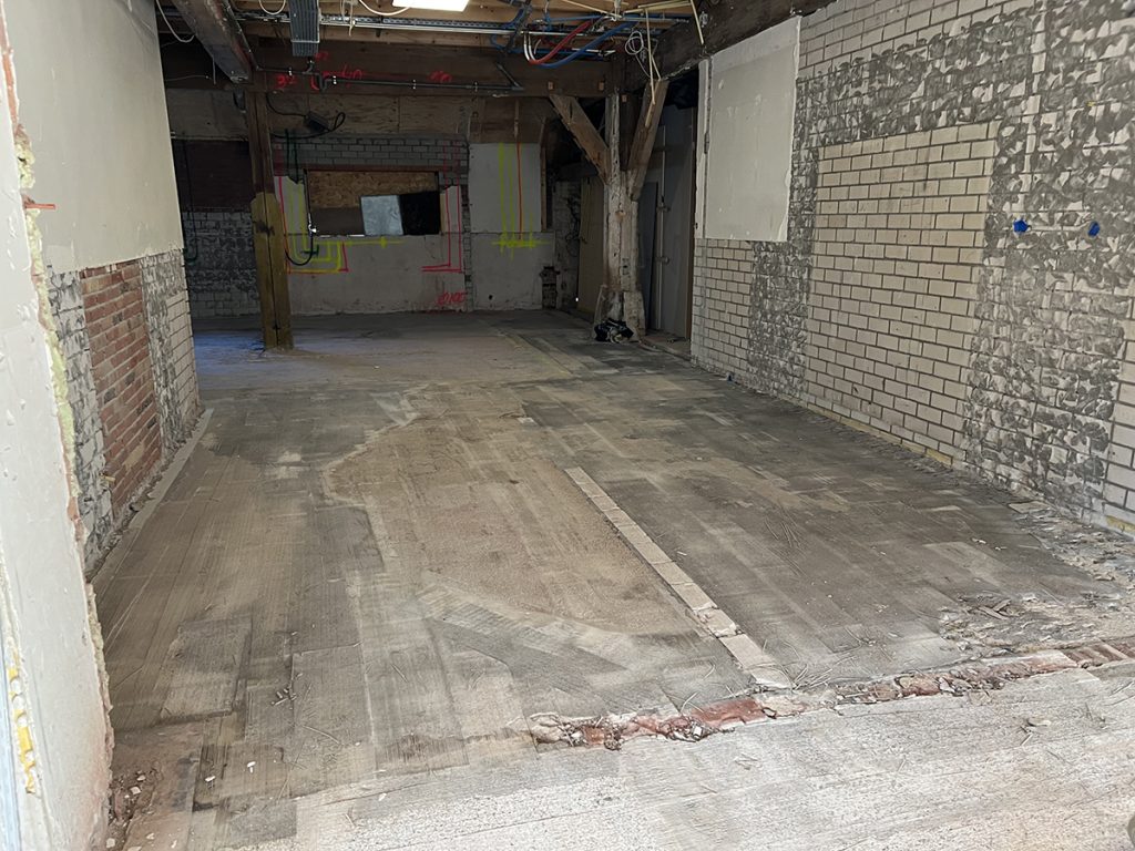 Dierenkliniek Tiel-Drumpt: 7 maanden in de verbouwing: oplossingen en vertraging: kattenopname geheel weg.