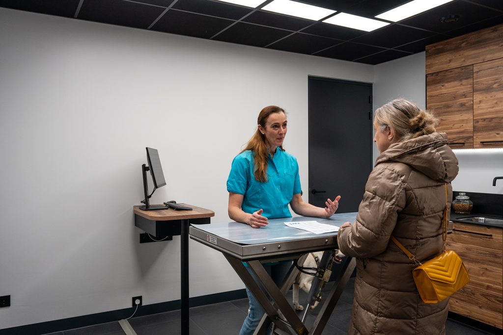 Dierenkliniek Tiel-Drumpt: spreekkamers/behandelkamers: Persoonlijke aandacht