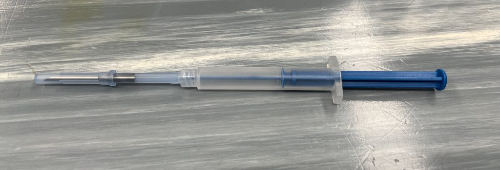 Dierenkliniek Tiel-Drumpt: Chemische castratie bij ratje Mees